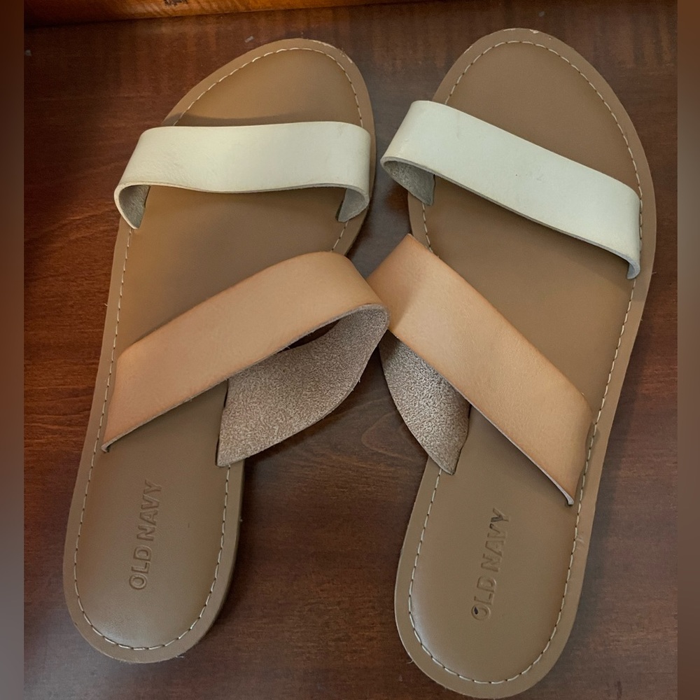 Old navy flip flops